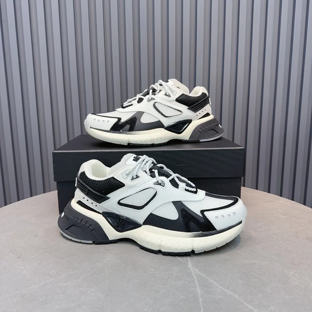 [AMIRI Amir] P: 760💰Size for couples: Female 35-40; Male 39-44; (Customized at 45.46) AMIRI Amir New Autumn and Winter Products New Autumn Latest Catwalk Couple Color Block Bread Casual Sports Shoes Series 〰 Casual fashion style full of details New generation of bone shoes popular classic upgrades Super comfortable and super popular! AUTRY is an exclusive version of AUTRY couple casual shoes from a high street brand in Los Angeles. Many celebrity Internet celebrities have the same style. Chinese new rapper Xiaobai Gali, Wang Yibo, Yang Mi and other Internet celebrity bloggers are competing for their feet. The three-dimensional molded metal logo on the side of the AJ1 shoe is on par with Nike's popular Fog. The heroic value instantly has a bit of punk rock flavor, all showing fashion sense and street style... ▪ Upper: original custom-made cowhide + original custom-made breathable mesh ▪Inner lining: original customized breathable mesh ▪Outsole: original molded two-color TPU rubber combination outsole.